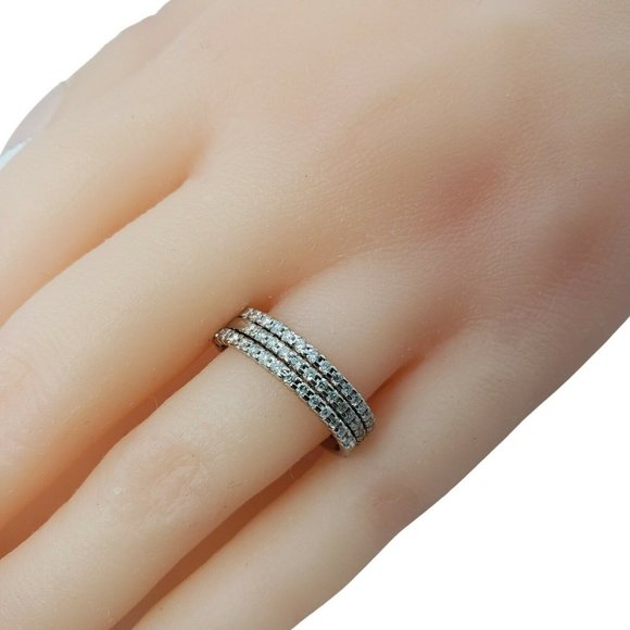 Vintage Set of Three 10 Karat White Gold Diamond Bands Ring Size 7 #11314 - Picture 7 of 7